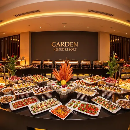 Garden & Hotel